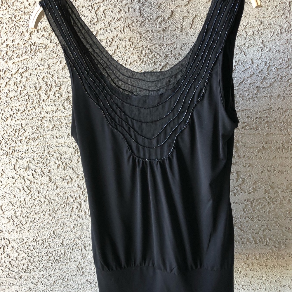 WHITE HOUSE BLACK MARKET SIZE MEDIUM BLACK BLOUSE